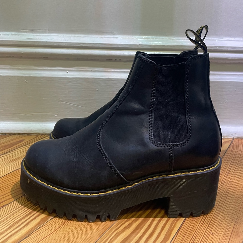 Dr martens black leather boots